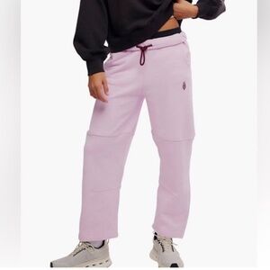 Free People Movement Top Score
High Rise Slouchy pants -M NWT